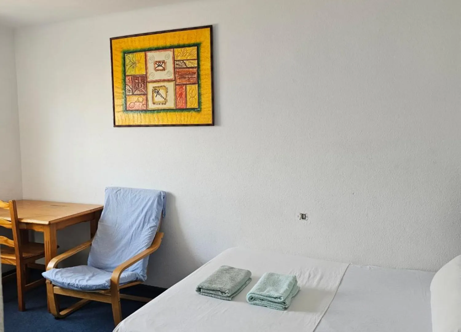 Habitacion Privada Centro Malaga Cerca De La Estacion De Tren Maria Zambrano Y Del Centro Historico Y De La Playa Rum i privatbostad