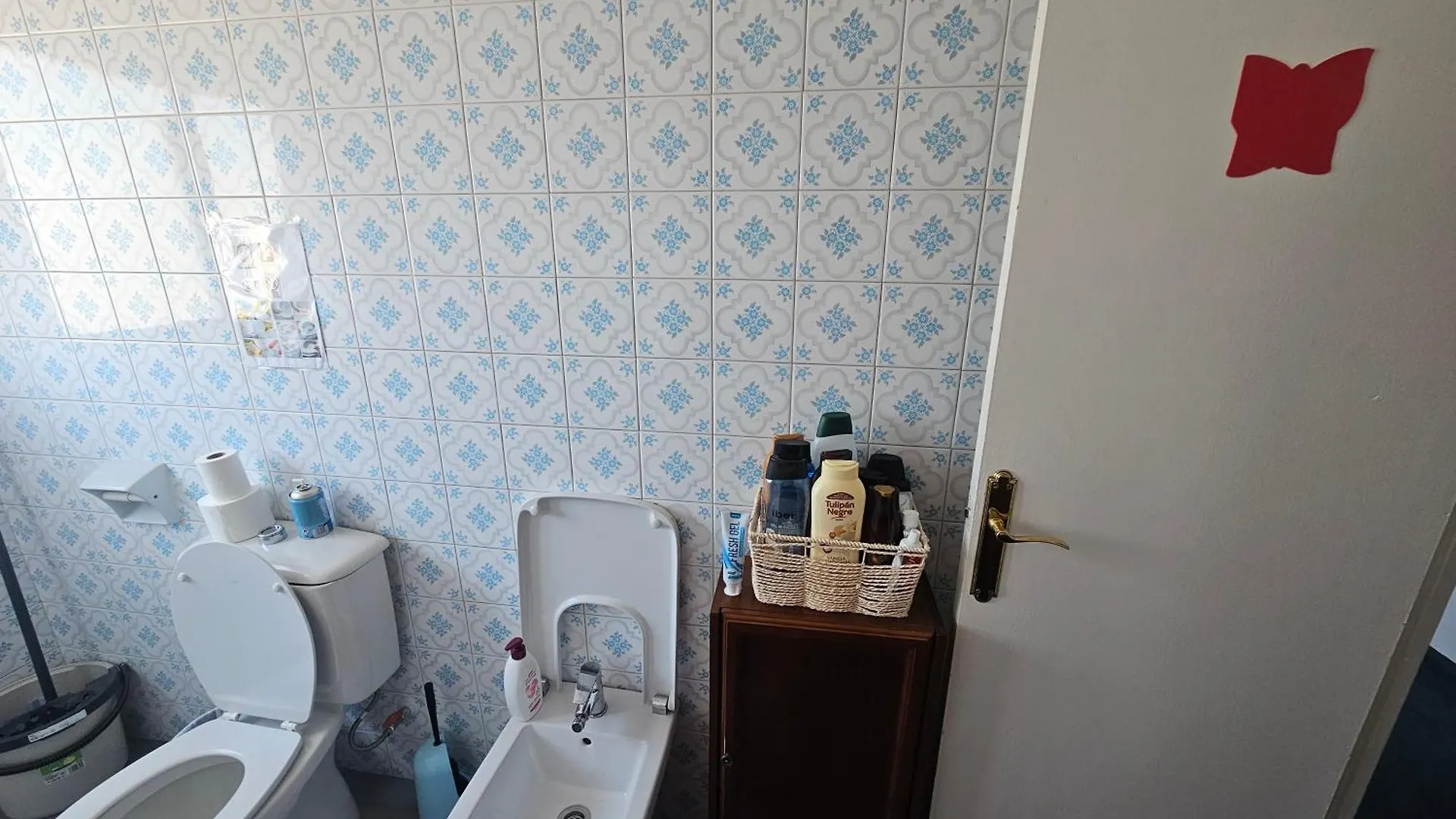 Habitacion Privada Centro Malaga Cerca De La Estacion De Tren Maria Zambrano Y Del Centro Historico Y De La Playa Spanien